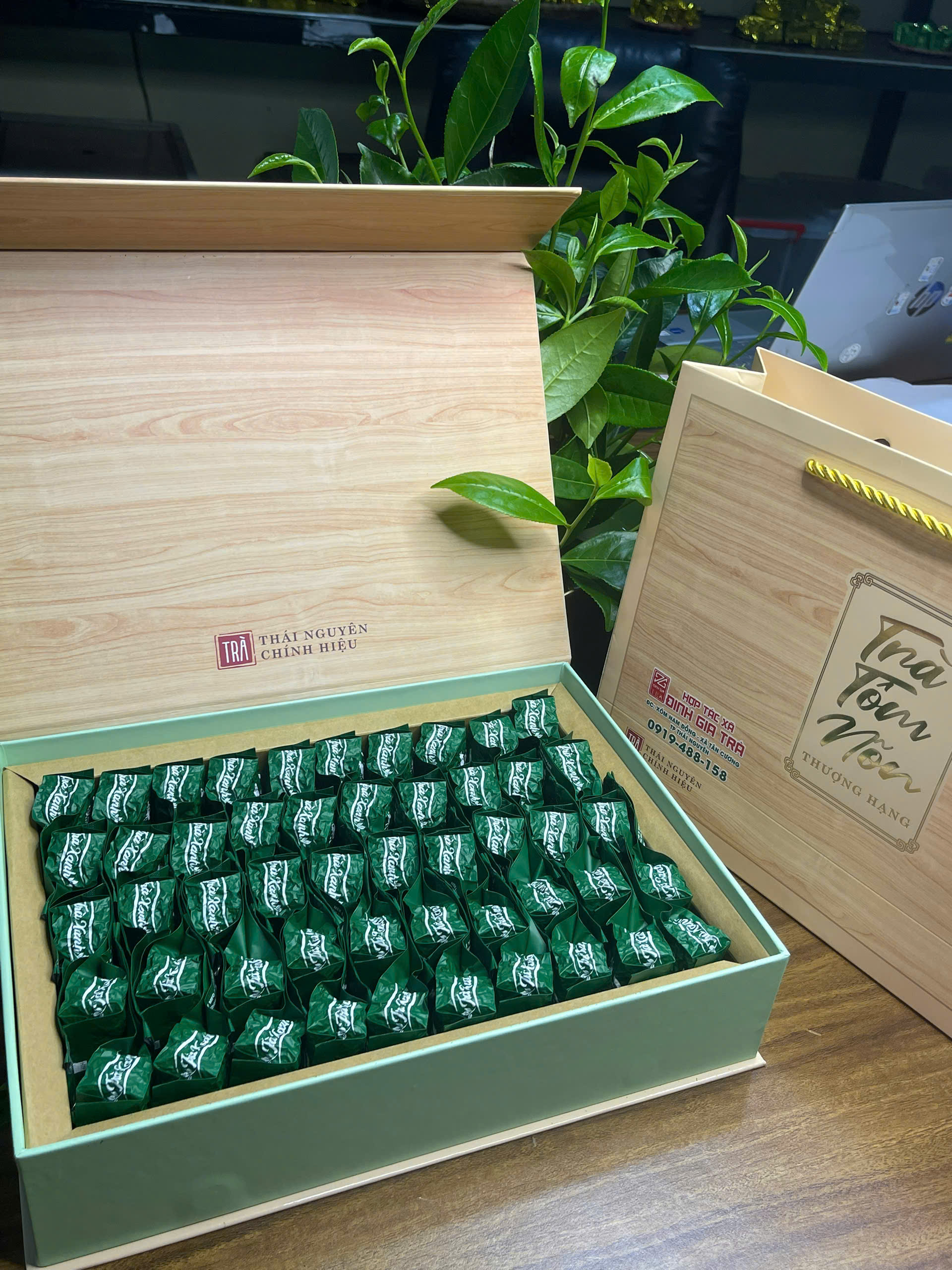 z6594245612667_09b81026564e44618ed767394e87c87c